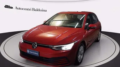 Usata 2021 VW Golf Life Berlina | 19.500 € (Buon prezzo)