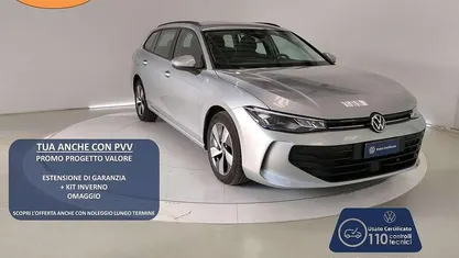 Argento Usata 2024 VW Passat Business Station wagon | 32.300 € (Cara)
