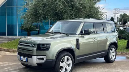 Usata Land Rover Defender SE 250 CV (183 kW) 2022 Station wagon