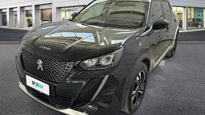 Usata Peugeot 2008 Allure 131 CV (96 kW) 2023 SUV