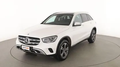 Usata Mercedes GLC300 245 CV (180 kW) 2021 Bianco