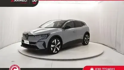 Usata Renault Megane E-Tech Techno 160 kW (218 CV) 2023 Grigio Berlina