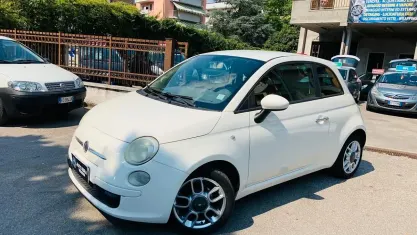 Usata Fiat 500 Lounge 69 CV (50 kW) 2008 Bianco Berlina