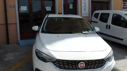 Usata Fiat Tipo Lounge 120 CV (88 kW) 2020 Bianco Berlina