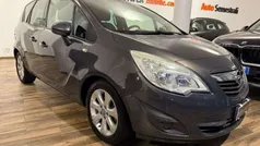Grigio Usata 2014 Opel Meriva Monovolume | 5490 € (Buon prezzo)