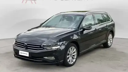 Usata VW Passat Business 122 CV (89 kW) 2021 Grigio Station wagon
