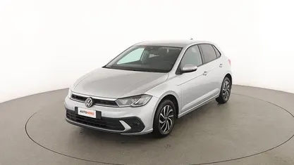 Usata VW Polo Life 95 CV (69 kW) 2022 Grigio Utilitaria