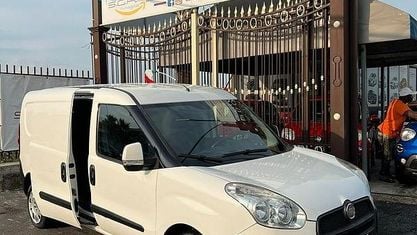Usata Fiat Doblò 120 CV (88 kW) 2012 Bianco Monovolume