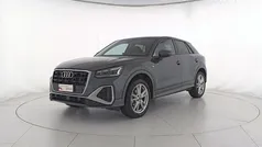 Grigio daytona perlato Usata 2024 Audi Q2 S-Line SUV | 31.500 € (Ottimo prezzo)