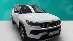 Bianco tetto nero Usata 2021 Jeep Compass Limited SUV | 22.900 € (Buon prezzo)