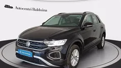Nero perla Usata 2024 VW T-Roc Life SUV | 29.900 € (Buon prezzo)