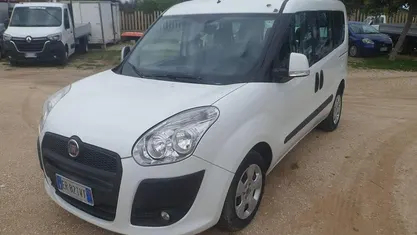 Usata Fiat Doblò 120 CV (88 kW) 2014 Bianco Monovolume