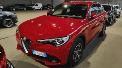 Usata Alfa Romeo Stelvio Super 190 CV (139 kW) 2022 Rosso SUV