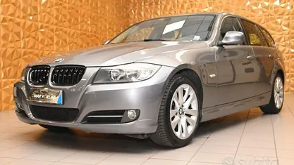 Usata BMW 318 Comfort Edition 143 CV (105 kW) 2012 Station wagon