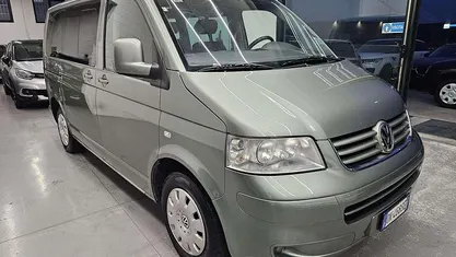Usata VW Caravelle 131 CV (96 kW) 2007 Monovolume