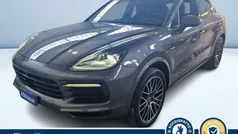 Antracite metallizzato Usata 2021 Porsche Cayenne SUV | 75.900 € (Super prezzo)