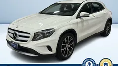 Bianco pastello Usata 2015 Mercedes GLA180 Executive SUV | 14.700 € (Buon prezzo)