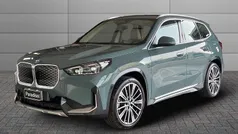 Verde Nuevo 2025 BMW iX1 xLine SUV | 54.900 € (Precio justo)