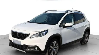 Usata Peugeot 2008 Allure 99 CV (72 kW) 2018 SUV