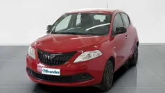 Rosso argilla Usata 2023 Lancia Ypsilon S Due volumi | 13.900 € (Buon prezzo)