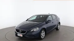 Blu Usata 2017 Volvo V40 Kinetic Station wagon | 12.399 € (Buon prezzo)