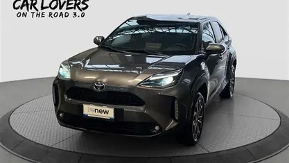 Usata Toyota Yaris Cross Trend 116 CV (85 kW) 2021 Grigio scuro SUV