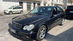 Other Usata 2006 Mercedes C220 Avantgarde Tre volumi | 3800 € (Buon prezzo)