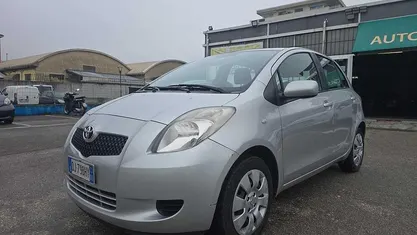 Usata 2007 Toyota Yaris City Utilitaria | 3999 € (Buon prezzo)