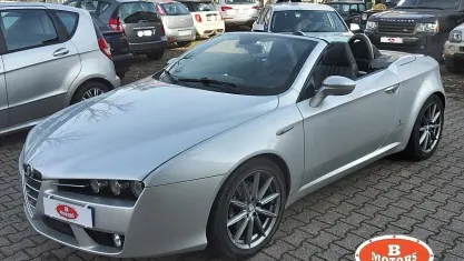 Usata Alfa Romeo Spider 185 CV (136 kW) 2007 Grigio Cabrio