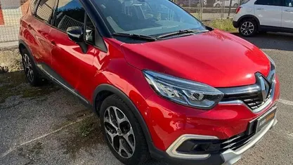Usata 2017 Renault Captur Intens SUV | 10.490 € (Buon prezzo)