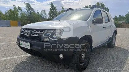 Usata Dacia Duster Prestige 109 CV (80 kW) 2015 Bianco SUV