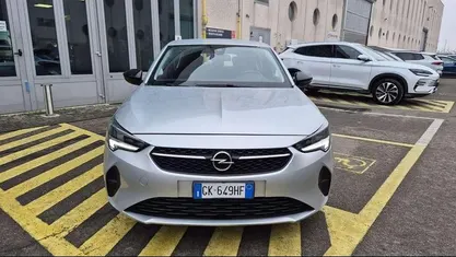 Argento Usata 2022 Opel Corsa Design & Tech Tre volumi | 9500 € (Ottimo prezzo)