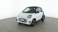 Bianco Usata 2021 Smart ForTwo Electric Drive Passion Due volumi | 11.199 € (Buon prezzo)