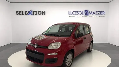 Nero Nuova 2025 Fiat Panda S Due volumi | 12.500 €