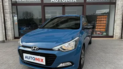 Usata Hyundai i20 GO! 84 CV (61 kW) 2018 Blu Berlina