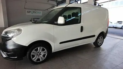 Usata Fiat Doblò 95 CV (69 kW) 2017 Monovolume