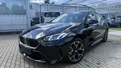 Usata BMW 120 M Sport 170 CV (125 kW) 2025 Grigio Utilitaria