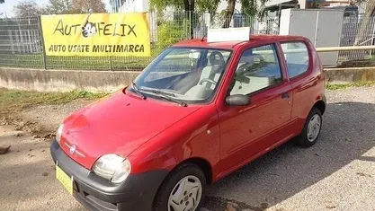 Usata Fiat 600 Active 54 CV (39 kW) 2009 Rosso Berlina