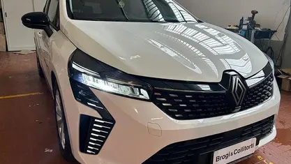 Usata Renault Clio V Evolution 101 CV (74 kW) 2024 Utilitaria