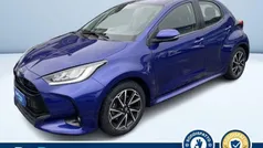 Blu metallizzato Usata 2020 Toyota Yaris Hybrid Trend Tre volumi | 16.900 € (Buon prezzo)