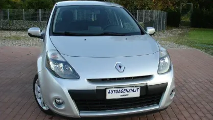 Usata Renault Clio IV Dynamique 75 CV (55 kW) 2012 Grigio Berlina