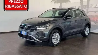 Grigio Usata 2024 VW T-Roc Life SUV | 27.700 € (Buon prezzo)