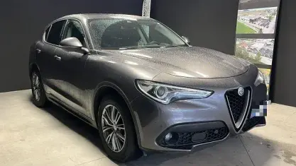 Usata Alfa Romeo Stelvio Business 190 CV (139 kW) 2020 Grigio metallizzato SUV