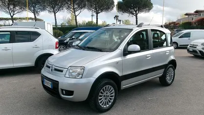 Begagnad Fiat Panda 4x4 Climbing 69 HK (50 kW) 2012 Grå Halvkombi