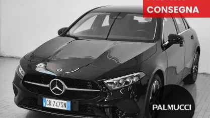 Usata Mercedes A180 Progressive 116 CV (85 kW) 2023 Nero Utilitaria
