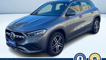 Begagnad Mercedes GLA200 150 HK (110 kW) 2023 Grå SUV