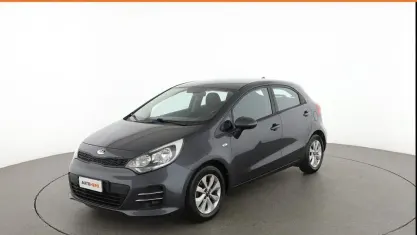 Usata Kia Rio 75 CV (55 kW) 2016 Grigio Utilitaria
