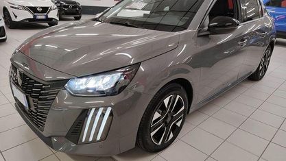 Usata Peugeot 208 Allure+ 101 CV (74 kW) 2025 Grigio scuro Utilitaria