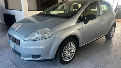 Occasion Fiat Grande Punto Dynamic 65 ch (47 kW) 2008 Gris Citadine