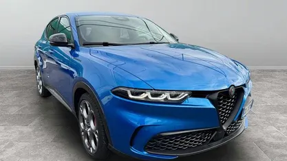 Blu Usata 2022 Alfa Romeo Tonale Edizione Speciale SUV | 26.900 € (Buon prezzo)
